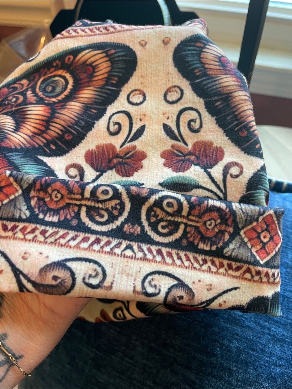 Butterfly Pattern Decorative Women’s Toboggan - Multicolor - Picture 9 of 9